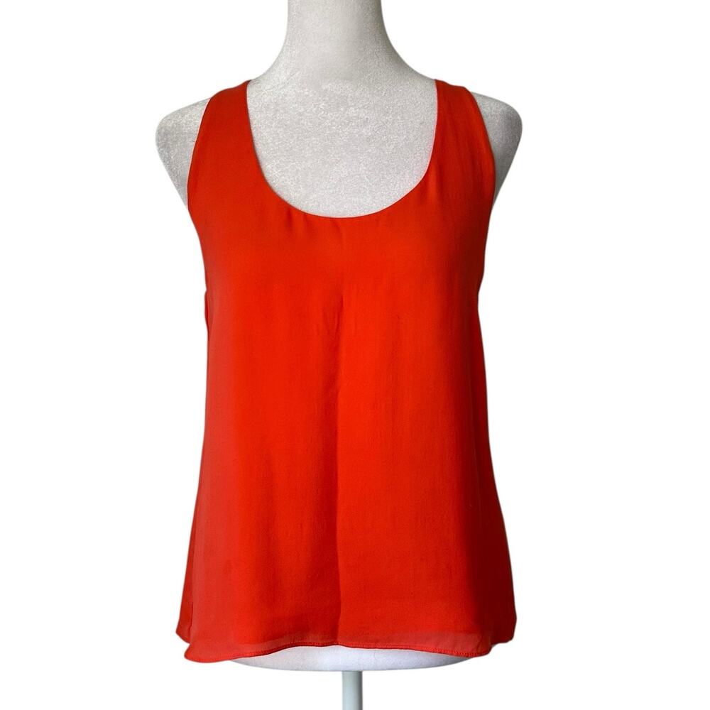 Women’s Red Sleeveless Scoop Neck Tank Top